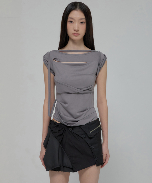 FLAREUP（フレアアップ）の「Asymmetrical Layered Mini Skirt (FL-267_Black)（スカート・レディース・ブラック・1/2）」の13枚目の写真
