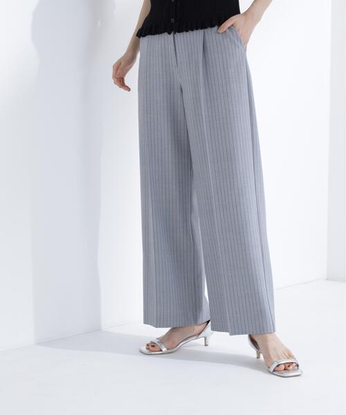 NATURAL BEAUTY BASIC(ナチュラルビューティーベーシック)の「ストライプタックストレートパンツ(その他パンツ・レディース・ベージュ系その他/グレー系その他・フリ-)」の5枚目の写真
