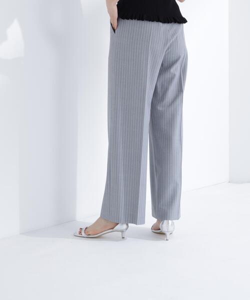 NATURAL BEAUTY BASIC(ナチュラルビューティーベーシック)の「ストライプタックストレートパンツ(その他パンツ・レディース・ベージュ系その他/グレー系その他・フリ-)」の6枚目の写真