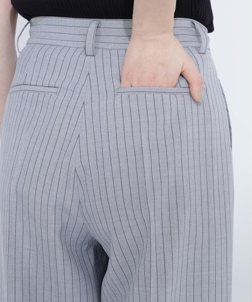 NATURAL BEAUTY BASIC(ナチュラルビューティーベーシック)の「ストライプタックストレートパンツ(その他パンツ・レディース・ベージュ系その他/グレー系その他・フリ-)」の17枚目の写真