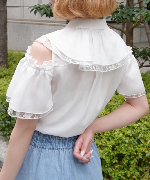 axes femme POETIQUE(アクシーズファムポエティック)の「2WAYオフショルフリルBL(シャツ/ブラウス・レディース・ブラック/ホワイト/ピンク・MEDIUM)」の8枚目の写真