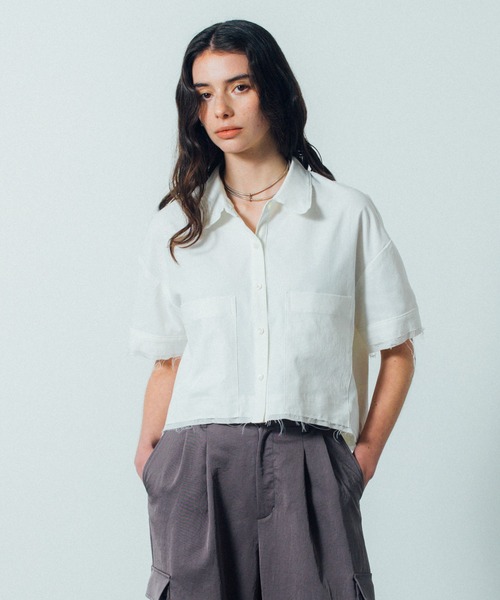 CITY TOKYO(シティトウキョウ)の「【CITY TOKYO/シティートウキョウ】Double Pocket Short Shirt / ダブルポケットショートシャツ(シャツ/ブラウス・レディース・ブルー/ブラック/ホワイト・FREE)」の2枚目の写真