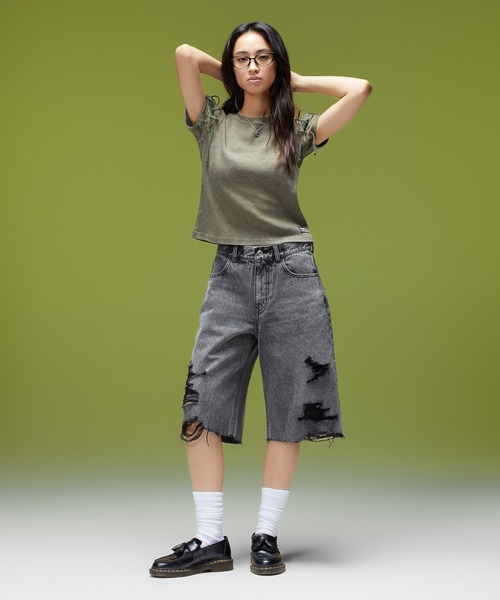 X-girl（エックスガール）の「FADED LACED UP SLEEVE S/S COMPACT TOP（Tシャツ/カットソー・レディース・ブラウン/オリーブ・ONE SIZE）」の4枚目の写真