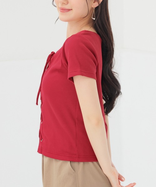 Honeys(ハニーズ)の「【ハニさら・接触冷感・UVカット】レースアップトップス(Tシャツ/カットソー・レディース・レッド/ホワイト/ヘザーチャコール/ブラック・S/M/L)」の17枚目の写真