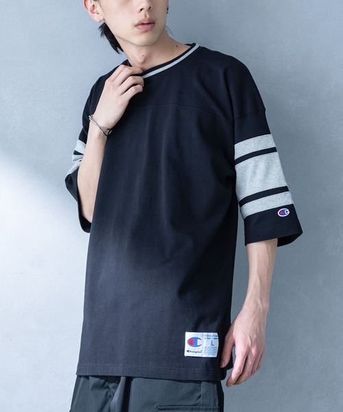 Champion(チャンピオン)の「【Champion】フットボールTシャツ(Tシャツ/カットソー・メンズ・ブラック/オフホワイト・L/M/XL)」の2枚目の写真
