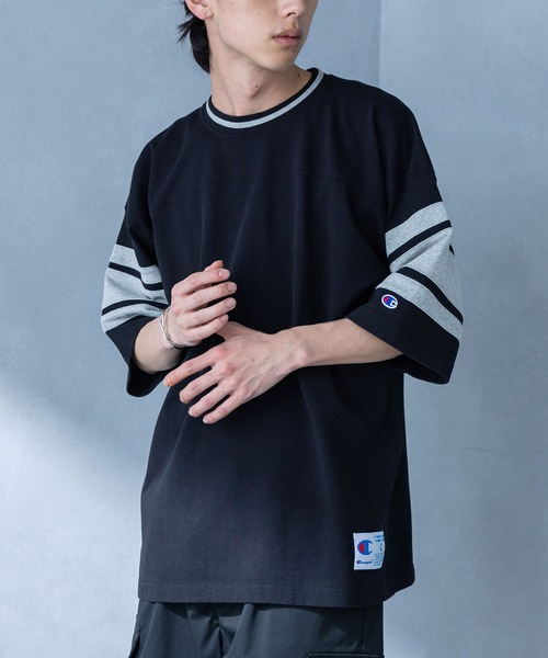Champion(チャンピオン)の「【Champion】フットボールTシャツ(Tシャツ/カットソー・メンズ・ブラック/オフホワイト・L/M/XL)」の7枚目の写真