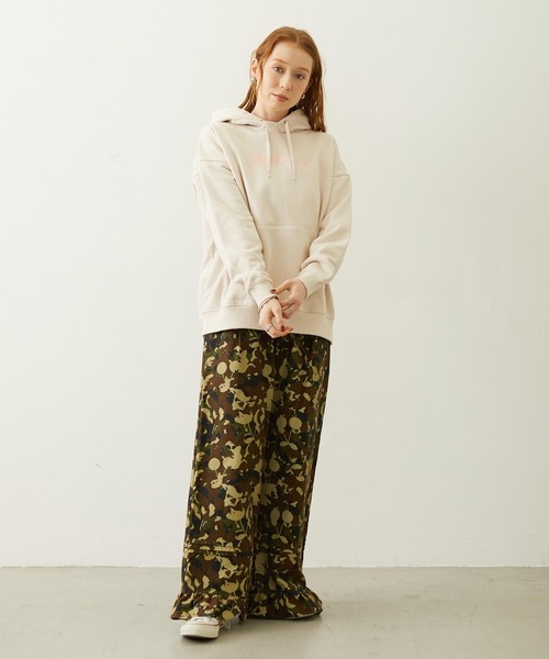 MILKFED.(ミルクフェド)の「ICING LOGO SWEAT HOODIE(パーカー・レディース・ピンク/チャコール/オフホワイト・M/L)」の8枚目の写真