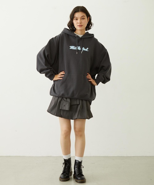 MILKFED.(ミルクフェド)の「ICING LOGO SWEAT HOODIE(パーカー・レディース・ピンク/チャコール/オフホワイト・M/L)」の20枚目の写真