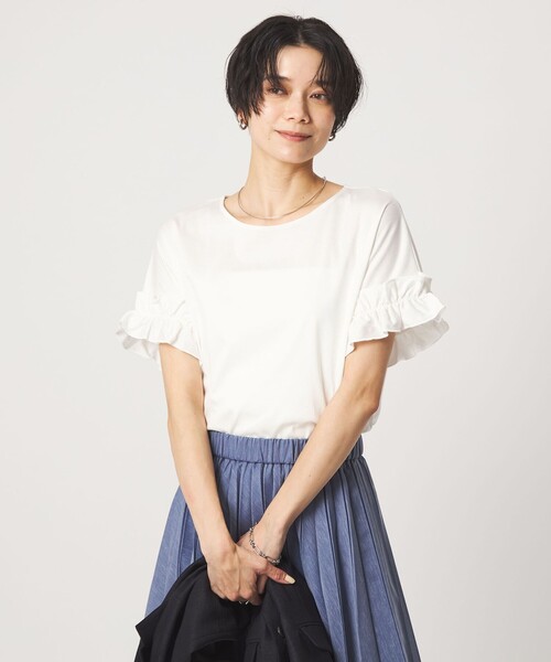 green label relaxing(グリーンレーベルリラクシング)の「ソデフリル Tシャツ 汗染み防止(Tシャツ/カットソー・レディース・ブラック/オフホワイト/ダークブラウン/ライトグレー・FREE)」の19枚目の写真
