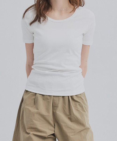 PUBLIC TOKYO(パブリックトウキョウ)の「最高級コットン|着心地◎|細見え|コンパクトTシャツ【2026新作】極 スクープネックTEE(Tシャツ/カットソー・レディース・ホワイト/ミント/ネイビー・1/2/3)」の4枚目の写真
