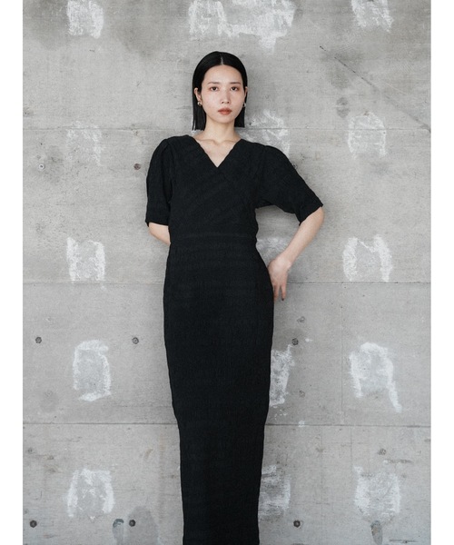 Katrin TOKYO(カトリーントーキョー)の「v-neck maxi onepiece(ワンピース・レディース・ブラック系その他/オレンジ系/ブラック/チェック・S-Short/M/S/XS)」の1枚目の写真