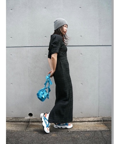 Katrin TOKYO(カトリーントーキョー)の「v-neck maxi onepiece(ワンピース・レディース・ブラック系その他/オレンジ系/ブラック/チェック・S-Short/M/S/XS)」の9枚目の写真