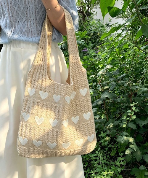 Miniministore(ミニミニストア)の「ニットバッグ 大容量トートバッグ肩掛け鞄(トートバッグ・レディース・ベージュ/ブラック/オフホワイト・FREE)」の3枚目の写真