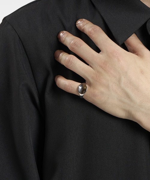 NO ID.（ノーアイディ）の「【NO ID.】Concave Signet Ring / コンケーブ シグネット リング（リング・メンズ・シルバー・ONE SIZE）」の4枚目の写真