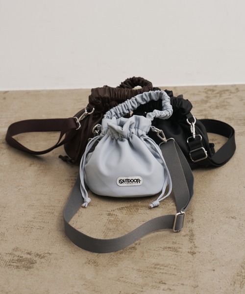 AIC.(エーアイシー)の「OUTDOOR Gathers Handle Mini Bag(ショルダーバッグ・レディース・ダークブラウン/ブラック/サックスブルー・FREE)」の15枚目の写真