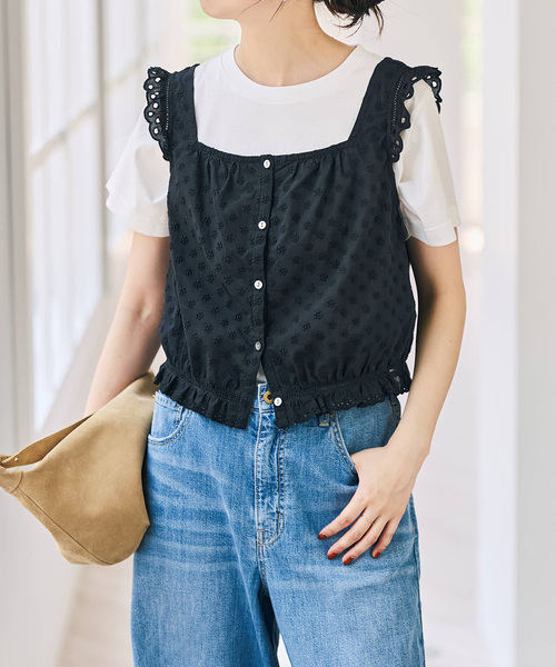 Spick & Span(スピックアンドスパン)の「Higuchi*S フラワー刺繍タンクブラウス(シャツ/ブラウス・レディース・ブラック/ホワイト・FREE)」の16枚目の写真