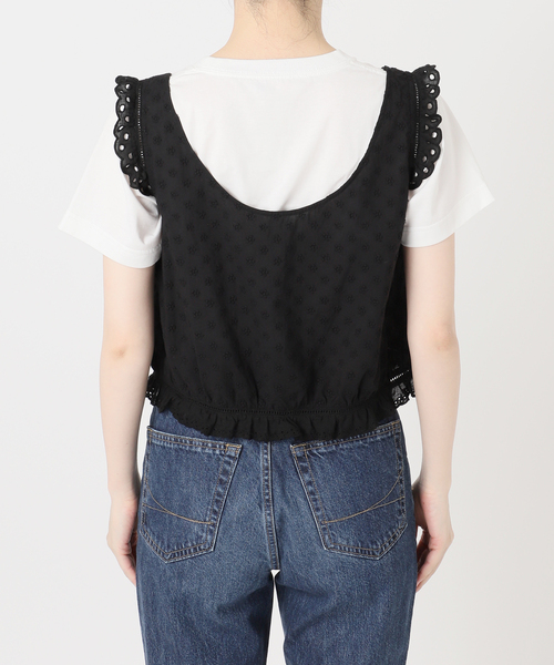 Spick & Span(スピックアンドスパン)の「Higuchi*S フラワー刺繍タンクブラウス(シャツ/ブラウス・レディース・ブラック/ホワイト・FREE)」の3枚目の写真