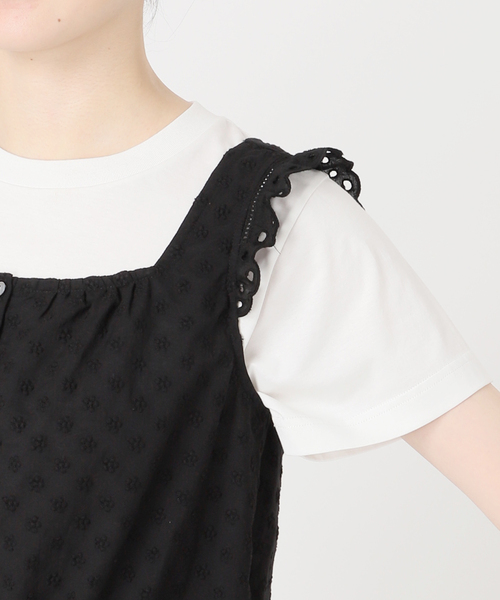 Spick & Span(スピックアンドスパン)の「Higuchi*S フラワー刺繍タンクブラウス(シャツ/ブラウス・レディース・ブラック/ホワイト・FREE)」の5枚目の写真