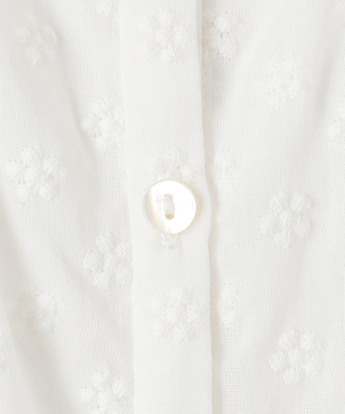 Spick & Span(スピックアンドスパン)の「Higuchi*S フラワー刺繍タンクブラウス(シャツ/ブラウス・レディース・ブラック/ホワイト・FREE)」の11枚目の写真