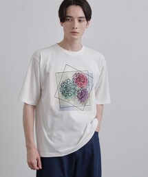 フラワープリントTシャツ