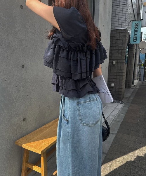 WILLFULLY(ウィルフリー)の「asymmetry tiered frill sheer shirring BL(シャツ/ブラウス・レディース・ブラック/ネイビー/アイボリー・FREE)」の14枚目の写真