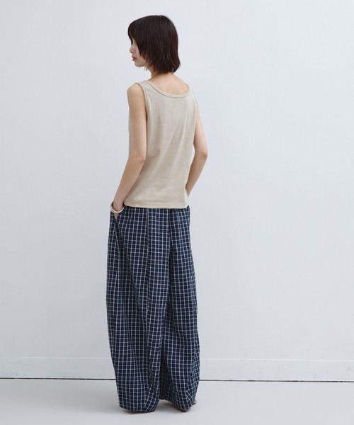 ANF.MUU(アンフムー)の「フロントボタンテレコタンクトップ(タンクトップ・レディース・ベージュ/チャコールグレー/ボルドー・FREE)」の22枚目の写真