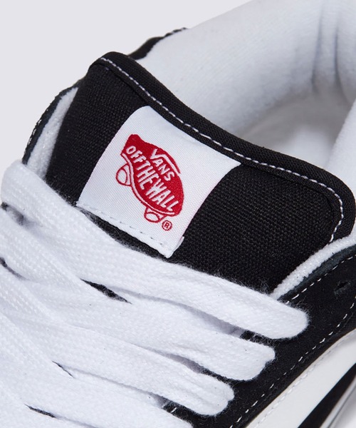 VANS(バンズ)の「ニューミッド / Knu Mid BLACK/TRUE WHITE VN000CQ96BT1(スニーカー・メンズ・ブラック・4)」の6枚目の写真