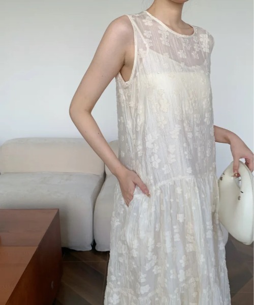 BIRTHDAY BASH（バースデイバッシュ）の「LADY TIERED DRESS（レディティアードドレス）（ワンピース・レディース・ブラック/アイボリー・MEDIUM/SMALL）」の3枚目の写真