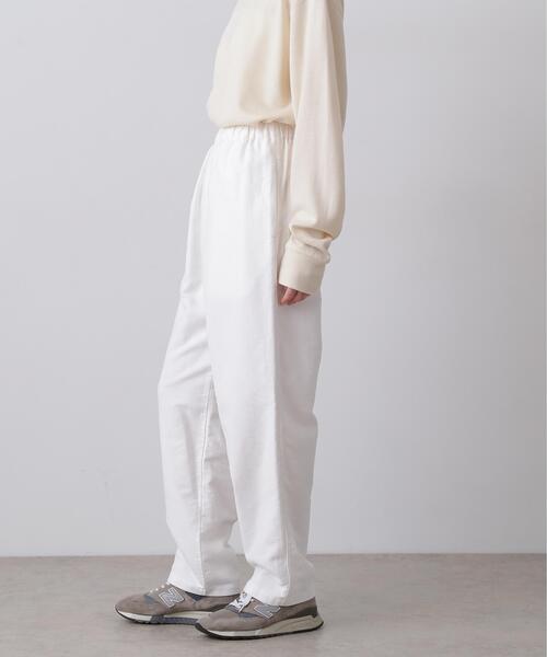 Y（ワイ）の「Ｙ / ORGANIC COTTON SOFT MOLESKIN TAPERED EASY TROUSERS（その他パンツ・メンズ・ホワイト/ネイビー・LARGE/MEDIUM）」の8枚目の写真