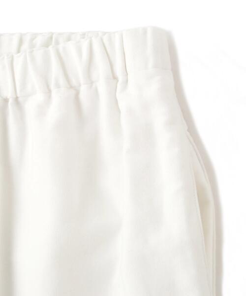 Y（ワイ）の「Ｙ / ORGANIC COTTON SOFT MOLESKIN TAPERED EASY TROUSERS（その他パンツ・メンズ・ホワイト/ネイビー・LARGE/MEDIUM）」の15枚目の写真