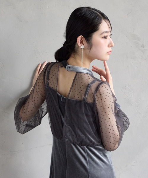AIMER(エメ)の「【WEB限定】フロッキードットチュール×ベロアロングスリーブパーティードレス 結婚式 お呼ばれ ドレス 20代 30代 40代(ドレス・レディース・ブラウン/グレー/ブラック・SMALL/MEDIUM/LARGE)」の16枚目の写真