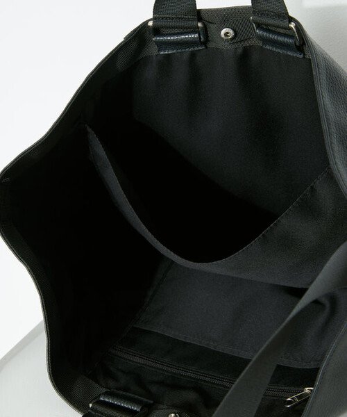 Firsthand(ファーストハンド)の「Firsthand/ファーストハンド 2WAY Leather Messenger Bag / 2WAYレザーメッセンジャーバッグ / 牛革 / 撥水レザー(ショルダーバッグ・メンズ・ブラック・ONE SIZE)」の18枚目の写真
