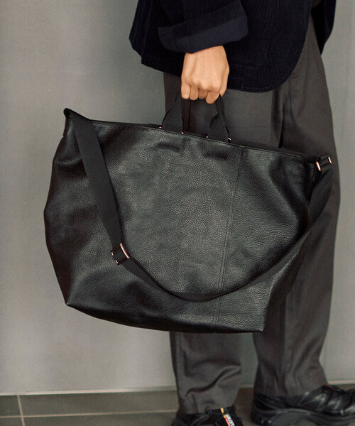 Firsthand(ファーストハンド)の「Firsthand/ファーストハンド 2WAY Leather Messenger Bag / 2WAYレザーメッセンジャーバッグ / 牛革 / 撥水レザー(ショルダーバッグ・メンズ・ブラック・ONE SIZE)」の21枚目の写真