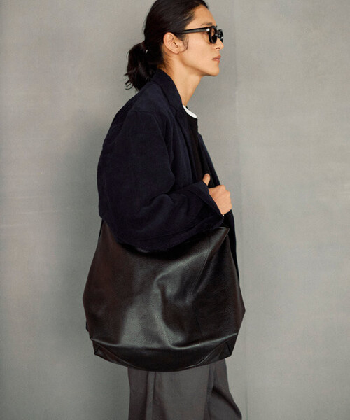 Firsthand(ファーストハンド)の「Firsthand/ファーストハンド 2WAY Leather Messenger Bag / 2WAYレザーメッセンジャーバッグ / 牛革 / 撥水レザー(ショルダーバッグ・メンズ・ブラック・ONE SIZE)」の5枚目の写真