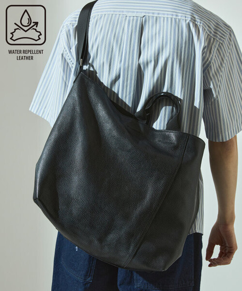 Firsthand(ファーストハンド)の「Firsthand/ファーストハンド 2WAY Leather Messenger Bag / 2WAYレザーメッセンジャーバッグ / 牛革 / 撥水レザー(ショルダーバッグ・メンズ・ブラック・ONE SIZE)」の3枚目の写真