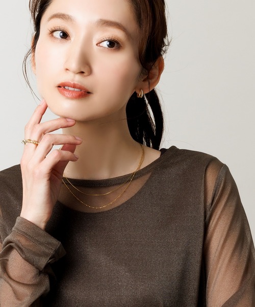 Cream dot.(クリームドット)の「【金属アレルギー対応】ビジューラインがキラっと煌めくV字フープピアス(ピアス(両耳用)・レディース・シルバー/ピンクゴールド/ゴールド・ONE SIZE)」の5枚目の写真