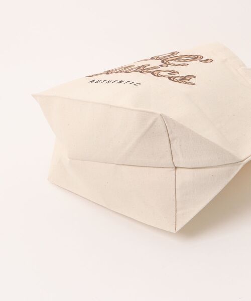 Ol' Basics(オールベーシックス)の「Ol' Basics(オール・ベーシックス) トートバッグ キャンバス ロープロゴ プリント 鞄 BAG アメカジ メンズ レディース ユニセックス SMサイズ(トートバッグ・レディース・ナチュラル・FREE)」の4枚目の写真