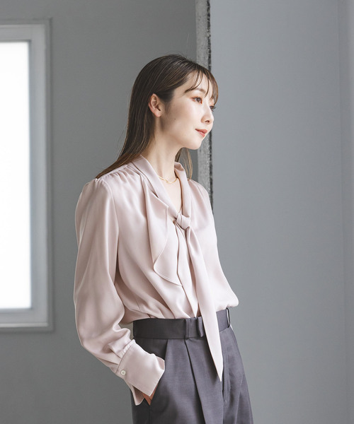 Noble(ノーブル)の「《WEB&日本橋店限定追加》ロイヤルサテンボウタイブラウス(シャツ/ブラウス・レディース・アイボリー/ピンク系その他・FREE)」の10枚目の写真