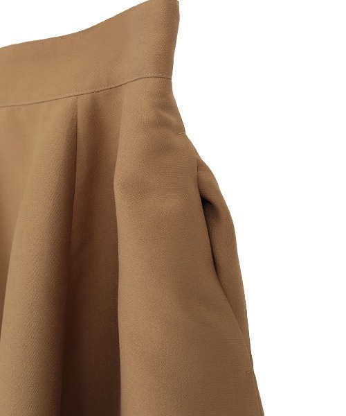 CLANE(クラネ)の「CLANE/クラネ/VOLUME FLARE SKIRT(スカート・レディース・ブラック/キャメル/アイボリー・1)」の16枚目の写真