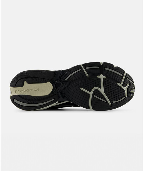 Firsthand(ファーストハンド)の「New Balance/ニューバランス Abzorb 2010 / U2010892 (25.5cm~28cmサイズ展開)(スニーカー・メンズ・ブラック・26.5cm/27.0cm/28.0cm/27.5cm/26.0cm)」の5枚目の写真