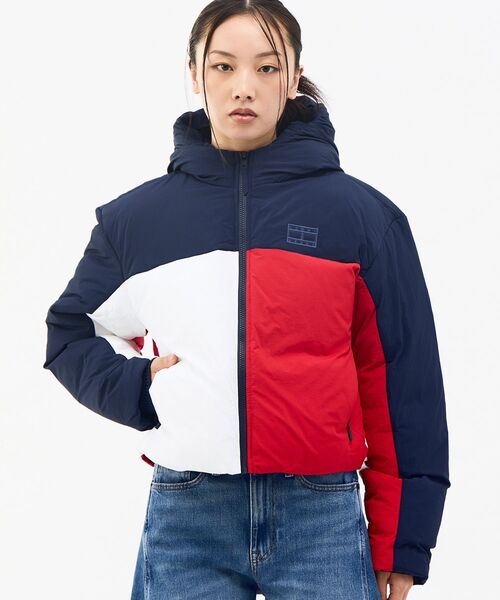 tommy jeans(トミー ジーンズ)の「【オンライン限定】クロップドフラッグ パファージャケット(ブルゾン・レディース・ネイビー/ブラック・SMALL/X-SMALL/MEDIUM)」の19枚目の写真
