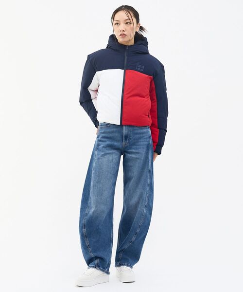 tommy jeans(トミー ジーンズ)の「【オンライン限定】クロップドフラッグ パファージャケット(ブルゾン・レディース・ネイビー/ブラック・SMALL/X-SMALL/MEDIUM)」の20枚目の写真