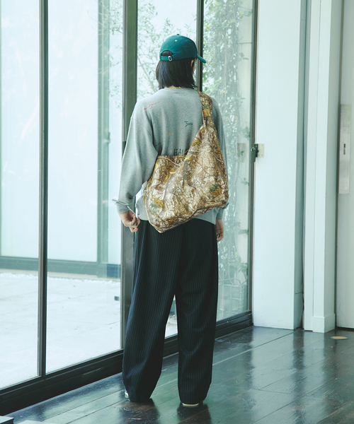 JOURNAL STANDARD(ジャーナルスタンダード)の「カモ柄 ショルダー バック(ショルダーバッグ・メンズ・ベージュ・FREE)」の3枚目の写真
