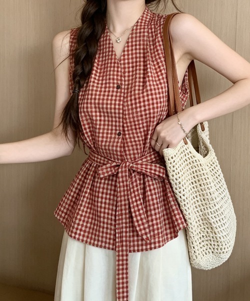 FLINEA(フリネア)の「Vネックチェック柄ノースリーブブラウス(シャツ/ブラウス・レディース・ブラック/レッド/イエロー/グリーン・FREE)」の13枚目の写真