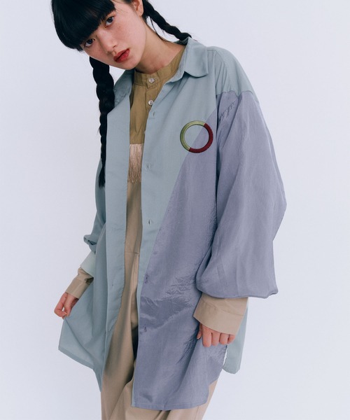 MONDEWORK(モンドワーク)の「サークル刺繍ロングスリーブシャツ(シャツ/ブラウス・レディース・ブルー・ONE SIZE)」の1枚目の写真