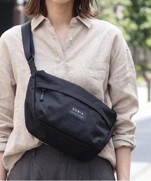 【撥水加工・軽量約200g・5ポケット】SOBIA - 舟形ショルダーバッグ -見た目以上に収納できる斜め掛けナイロンバッグ