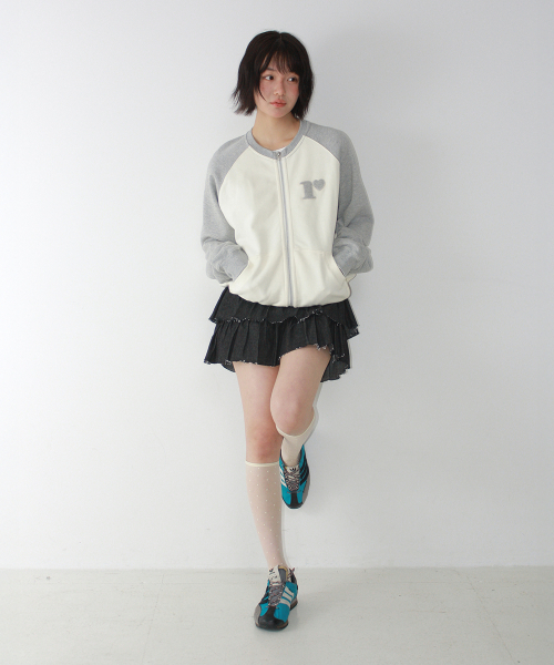 RONRON(ロンロン)の「COLLARLESS RAGLAN ZIP UP CREAM(その他トップス・レディース・その他・FREE)」の4枚目の写真