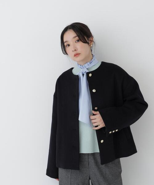 NATURAL BEAUTY BASIC(ナチュラルビューティーベーシック)の「<ちょうど、いい服>“いつもの”が見違えるハーフコート<EC限定カラー:ブラウン>(その他アウター・レディース・ブラウン/ピンク/グレー/ネイビー/キャメル・MEDIUM/SMALL/LARGE)」の3枚目の写真