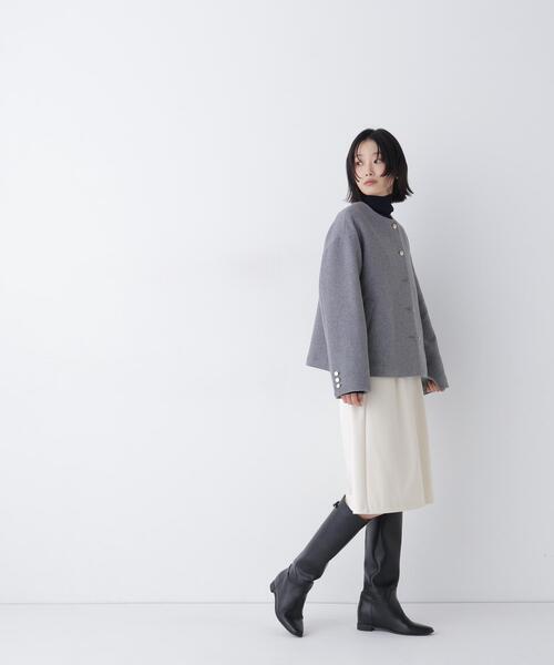 NATURAL BEAUTY BASIC(ナチュラルビューティーベーシック)の「<ちょうど、いい服>“いつもの”が見違えるハーフコート<EC限定カラー:ブラウン>(その他アウター・レディース・ブラウン/ピンク/グレー/ネイビー/キャメル・MEDIUM/SMALL/LARGE)」の7枚目の写真