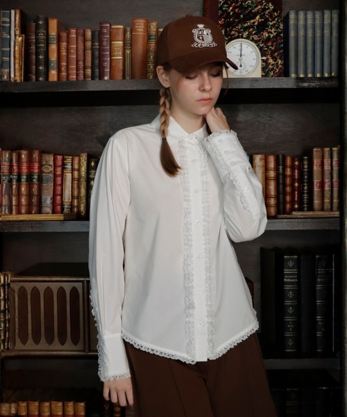 mieya mieya(ミーヤミーヤ)の「【mieya mieya】LACE TRIM SHIRTBLOUSE/レーストリムシャツブラウス(シャツ/ブラウス・レディース・ストライプ/ホワイト・FREE)」の1枚目の写真